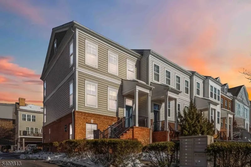 7 Maple Ave Unit 6, Morristown Town