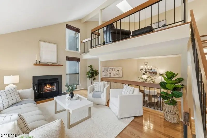 40 Chestnut Ct, Bernards Twp.