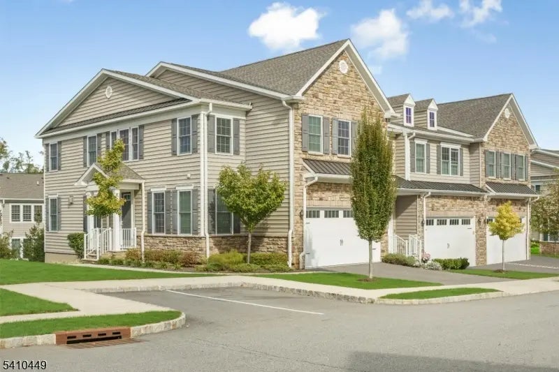 27 Wilson Drive, Morris Twp.