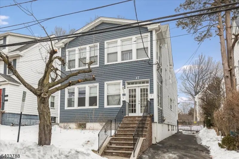 17 Boyden Pkwy, Maplewood Twp.