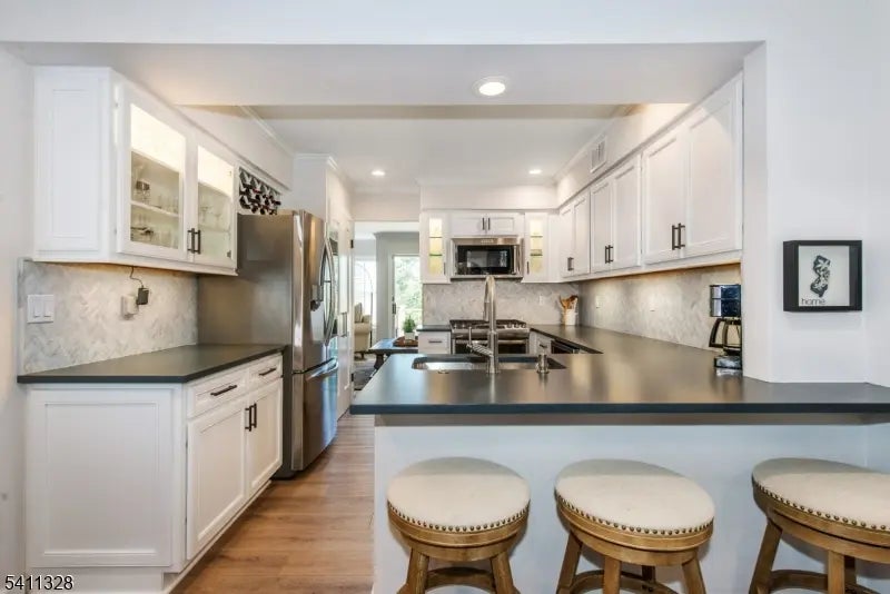 80 N Edgewood Rd, Bedminster Twp.