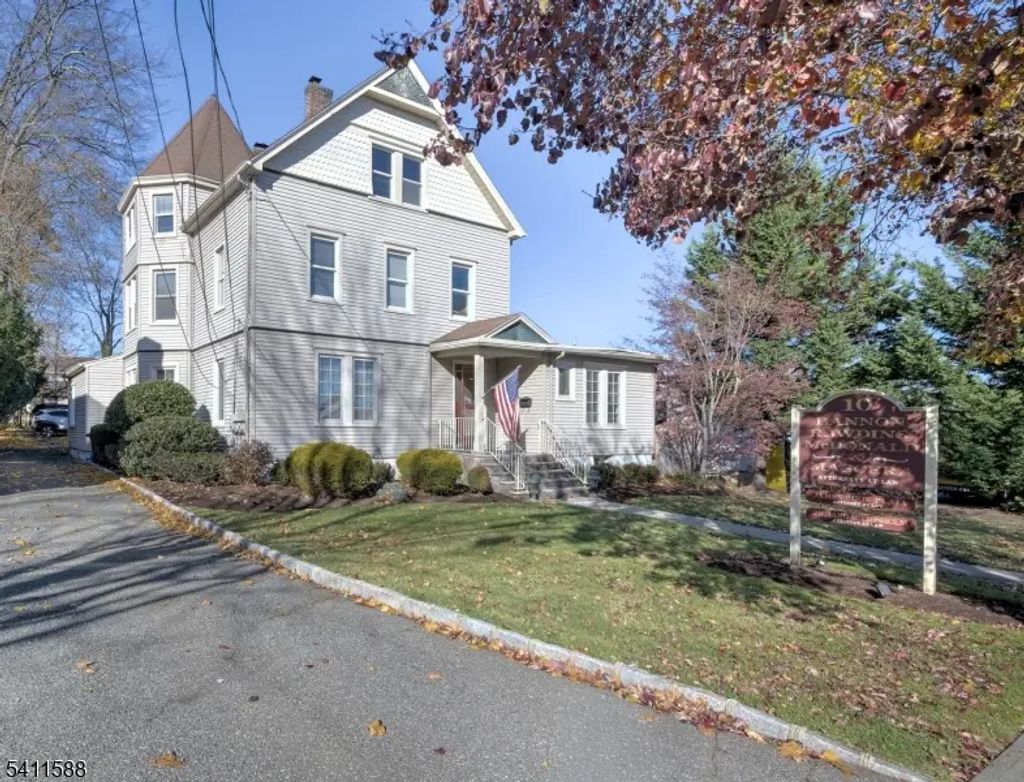 10 S Prospect St, Verona Twp.