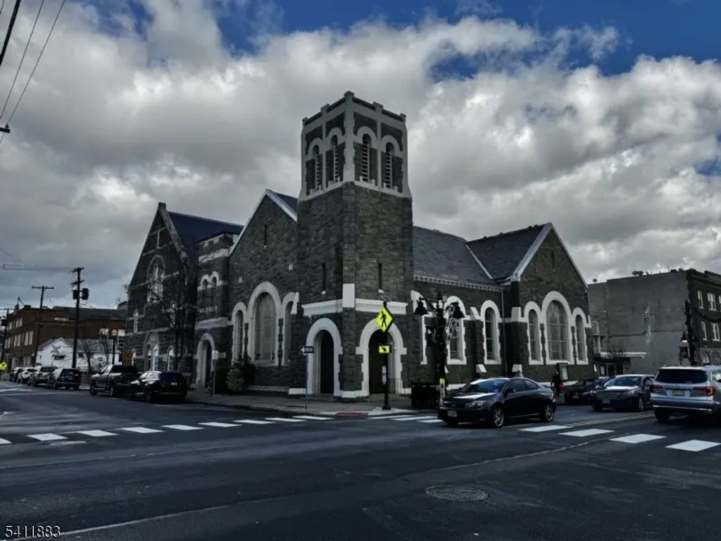 37 E Blackwell St, Dover Town