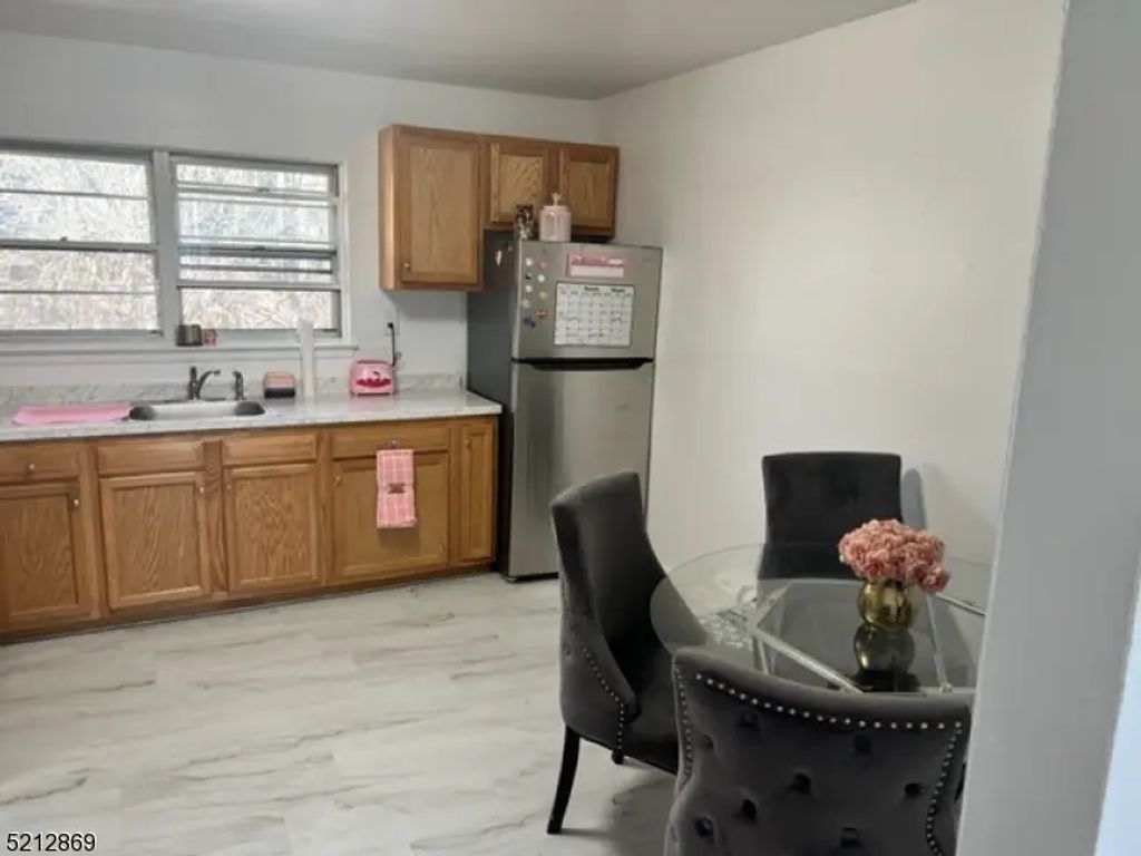 29d Paterson Ave, Newton Town