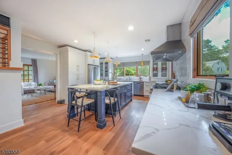 25 Division Ave, New Providence Boro