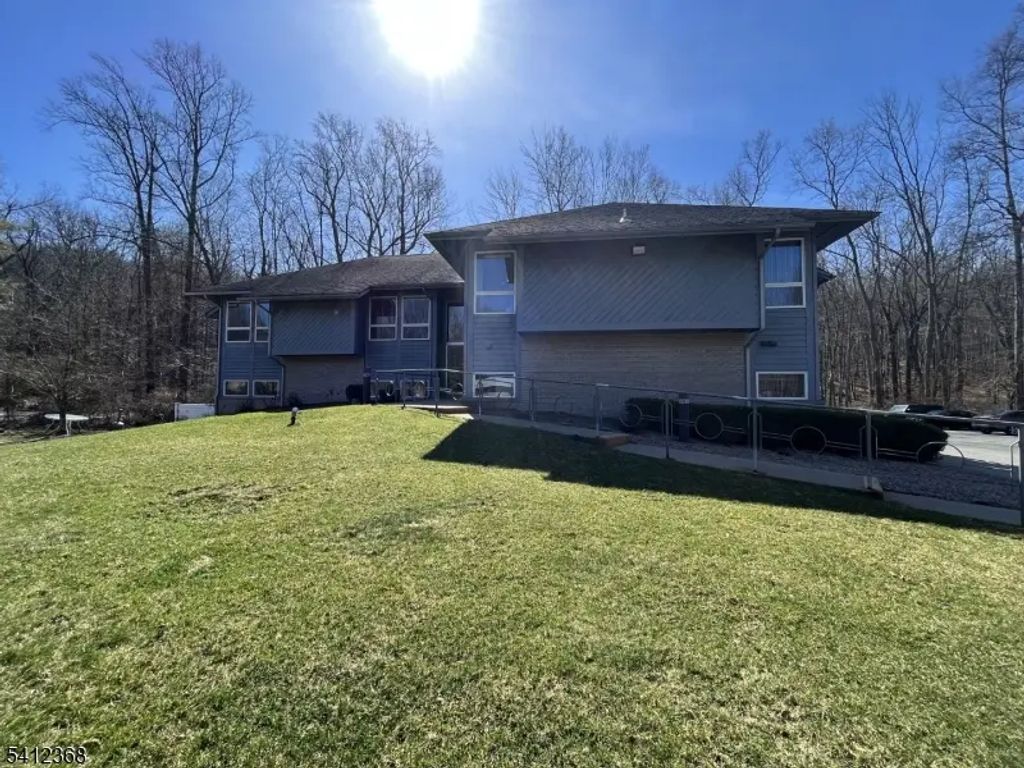 280 Newton Sparta Rd, Andover Twp.