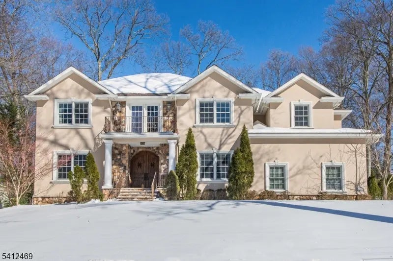 36 Sandy Hill Rd, Chatham Twp.