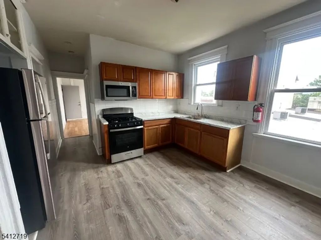 159 21st St, Irvington Twp.
