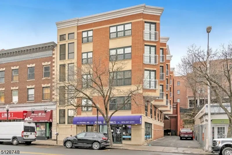 7 Prospect St, Morristown Town