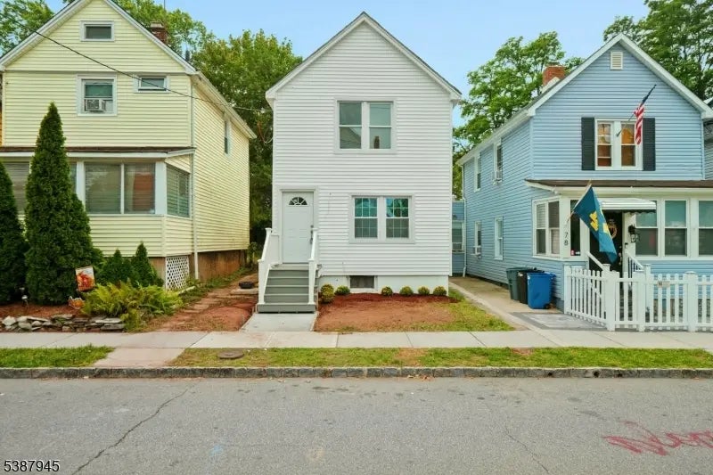 76 Mitchell St, West Orange Twp.