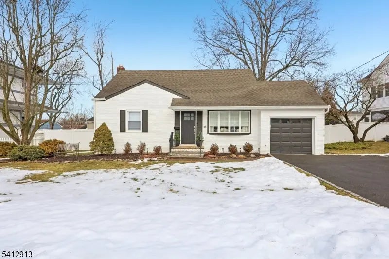 14 Buckingham Dr, Madison Boro