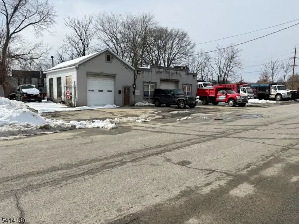 179-183 Old Turnpike Rd, Wayne Twp.
