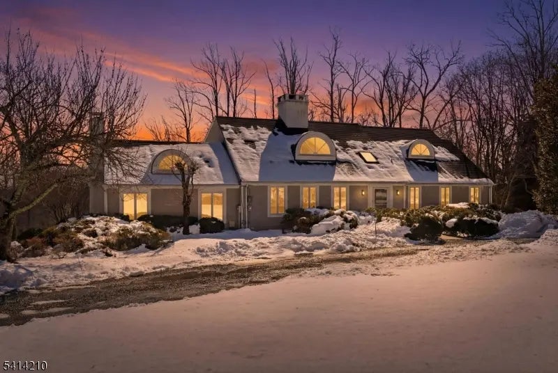 7 Post House Rd, Harding Twp.