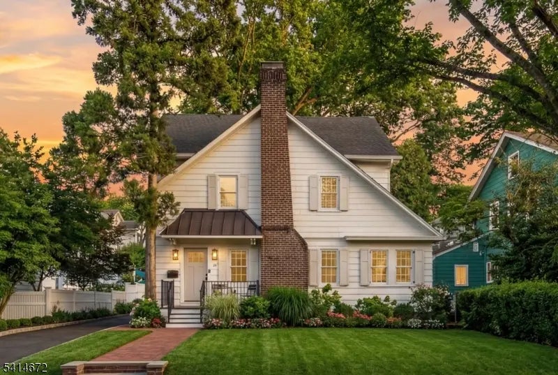 18 Kensington Ter, Maplewood Twp.