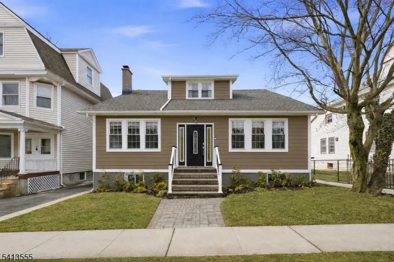 57 High St, West Orange Twp.