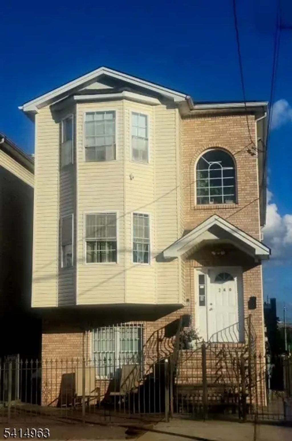 240 Sherman Ave, Newark City