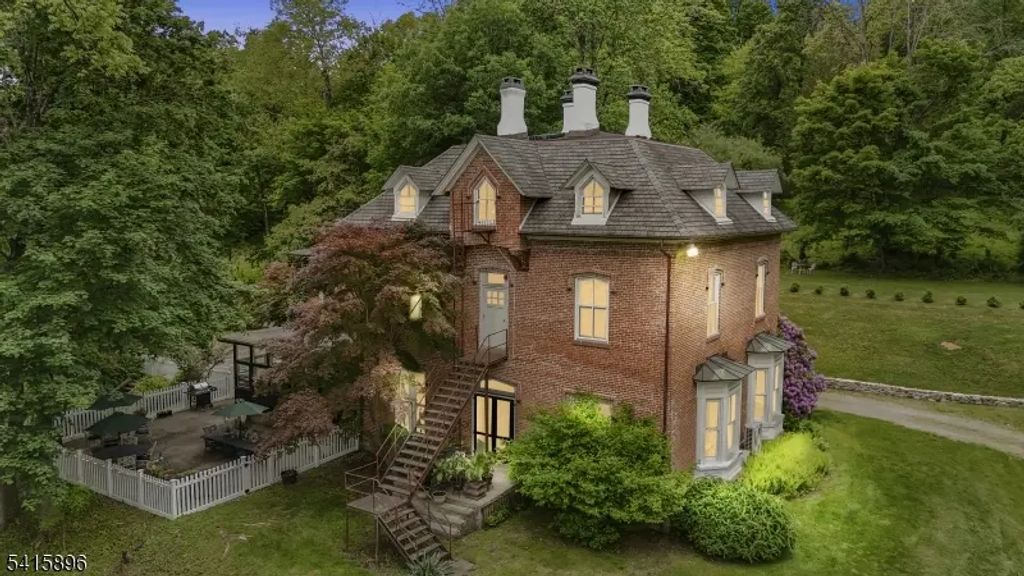 20 Belvidere Ave, Oxford Twp.