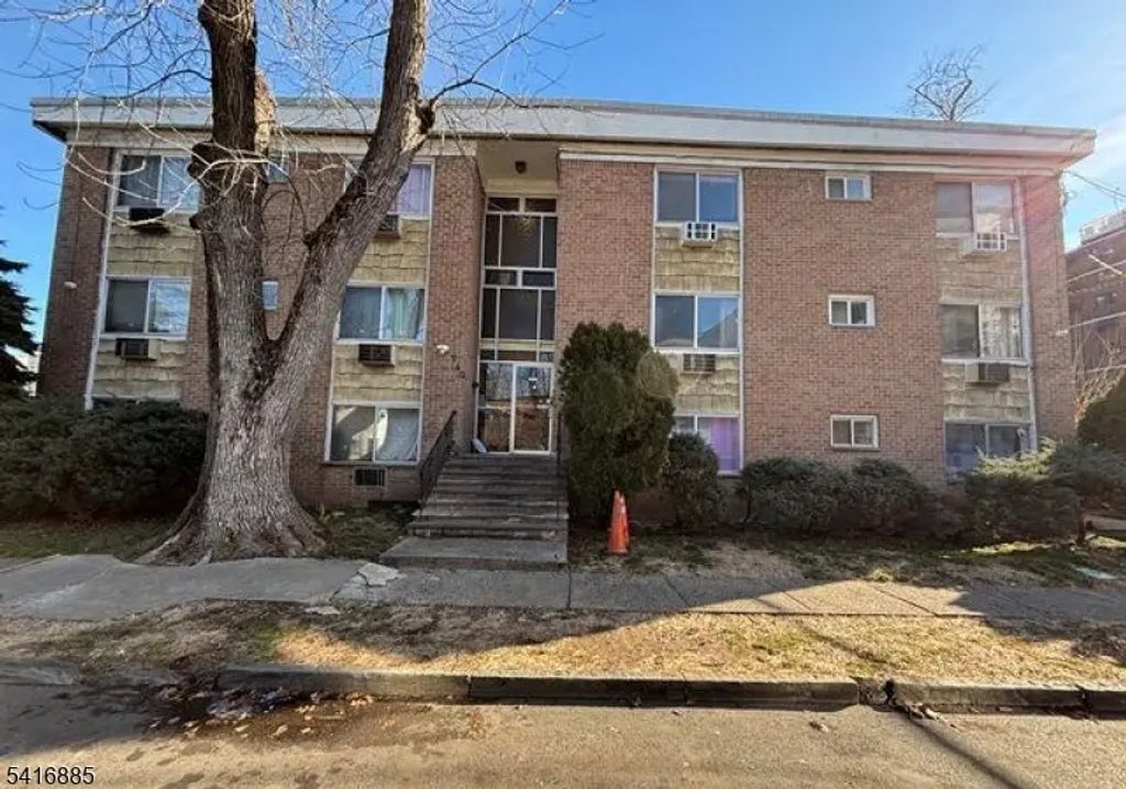 740 Vose Avenue, City Of Orange Twp.