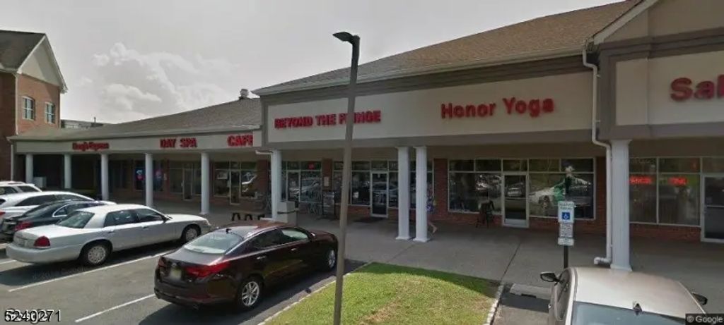 220 Triangle Rd, Hillsborough Twp.