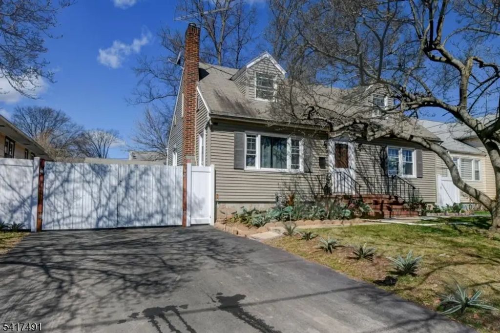 539 Monmouth Ave, Linden City