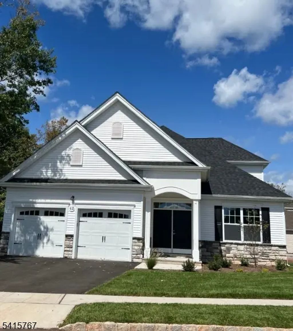 54 Norton Rd, Hillsborough Twp.