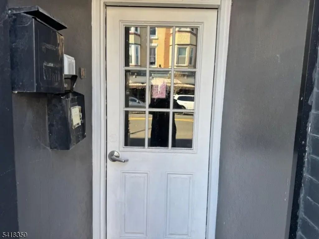 121 E Broad St, Westfield Town