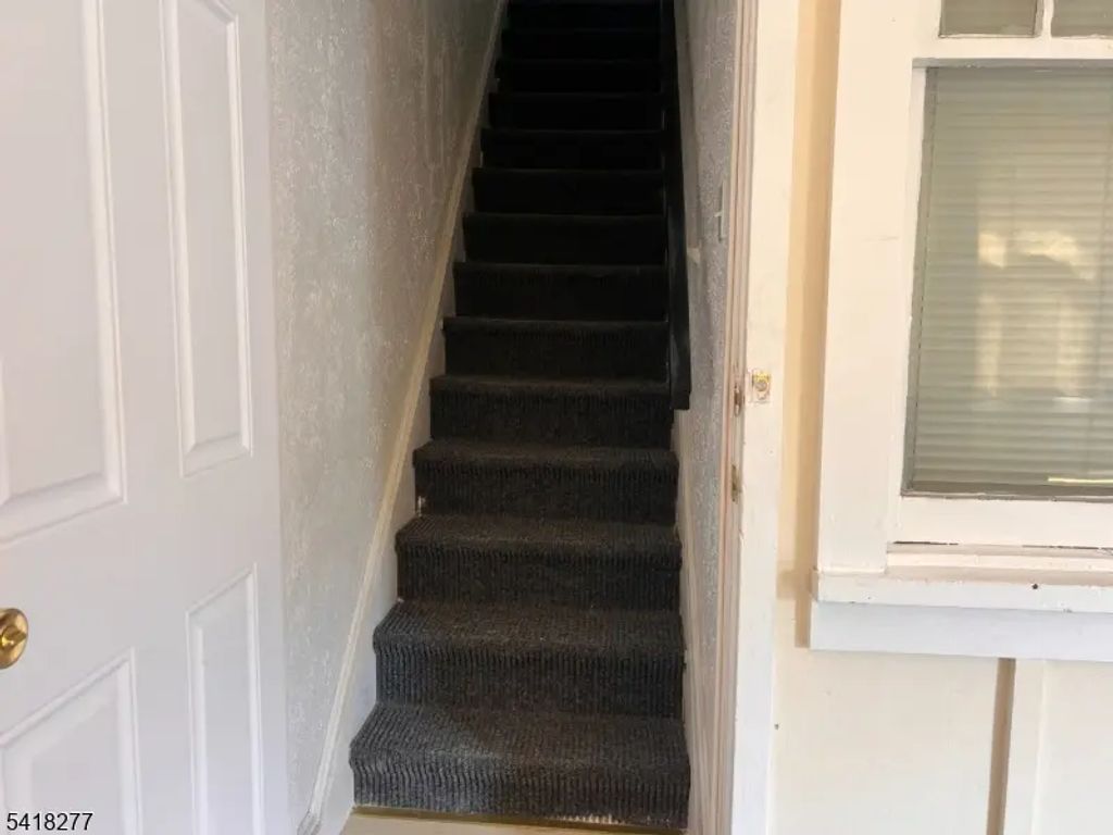117 Ridgedale Ave, Hanover Twp.