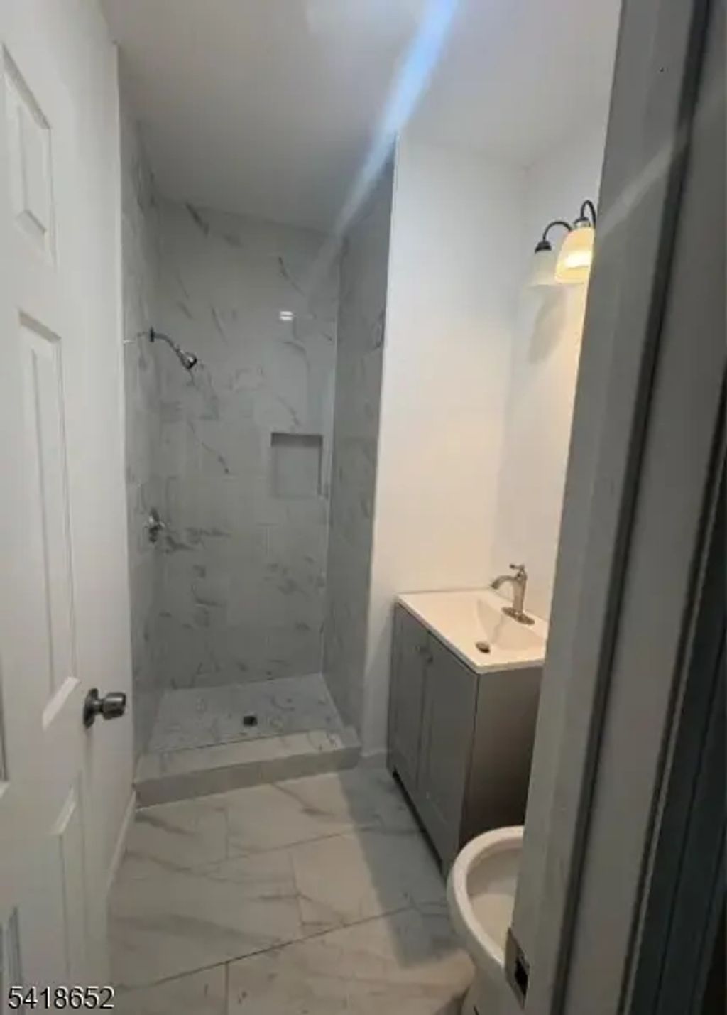 172 N Main St Cv, Paterson City