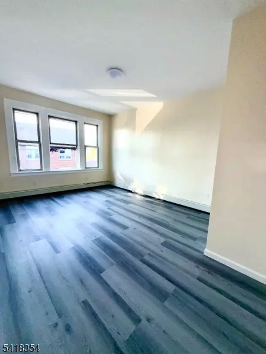 37 Field Pl, Newark City