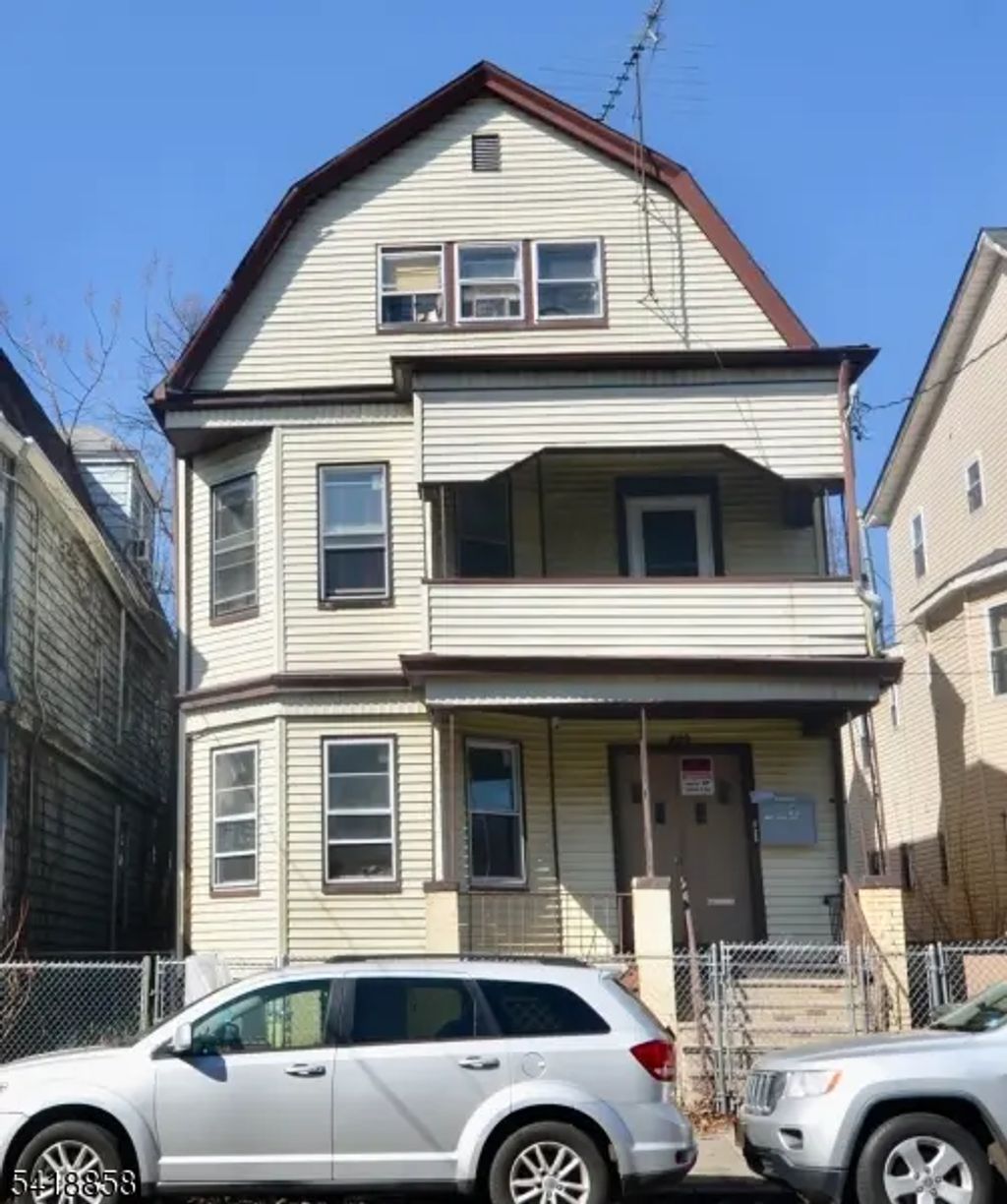 899 S 18th St, Newark City