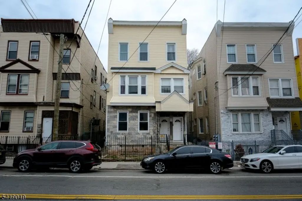 375 6th Ave, Newark City