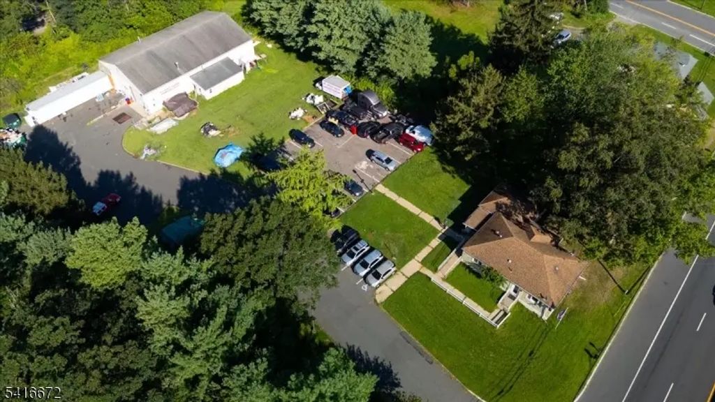 121 Hwy 202/31 South A-b, Raritan Twp.