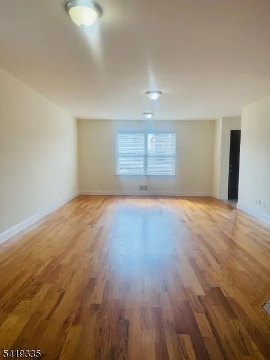 523 Broadway, Elizabeth City