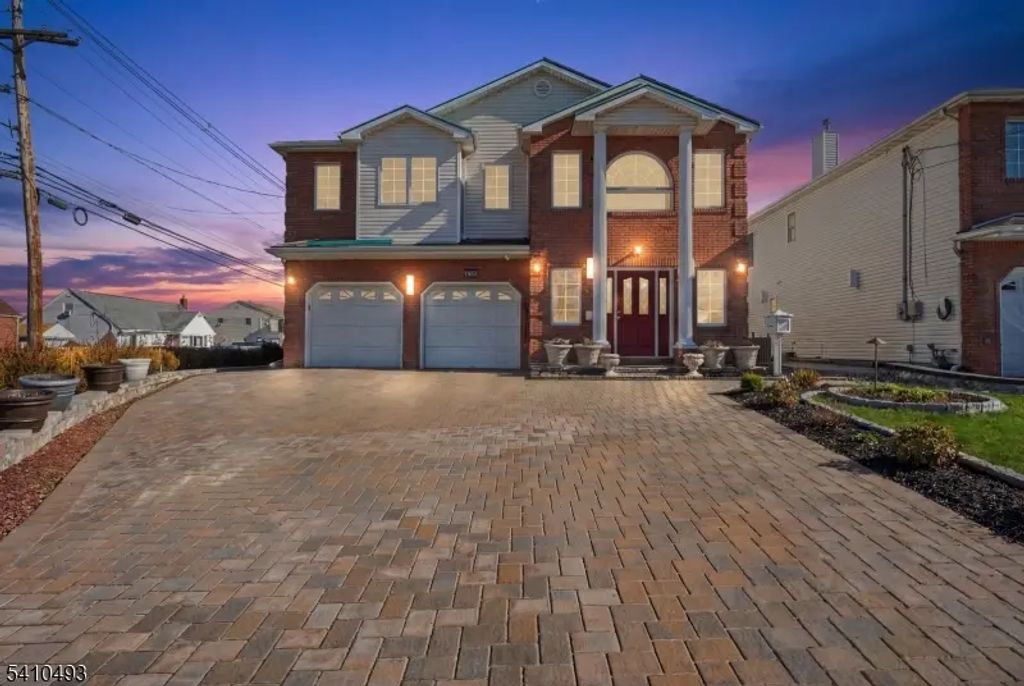 1109 Overlook Ter, Union Twp.