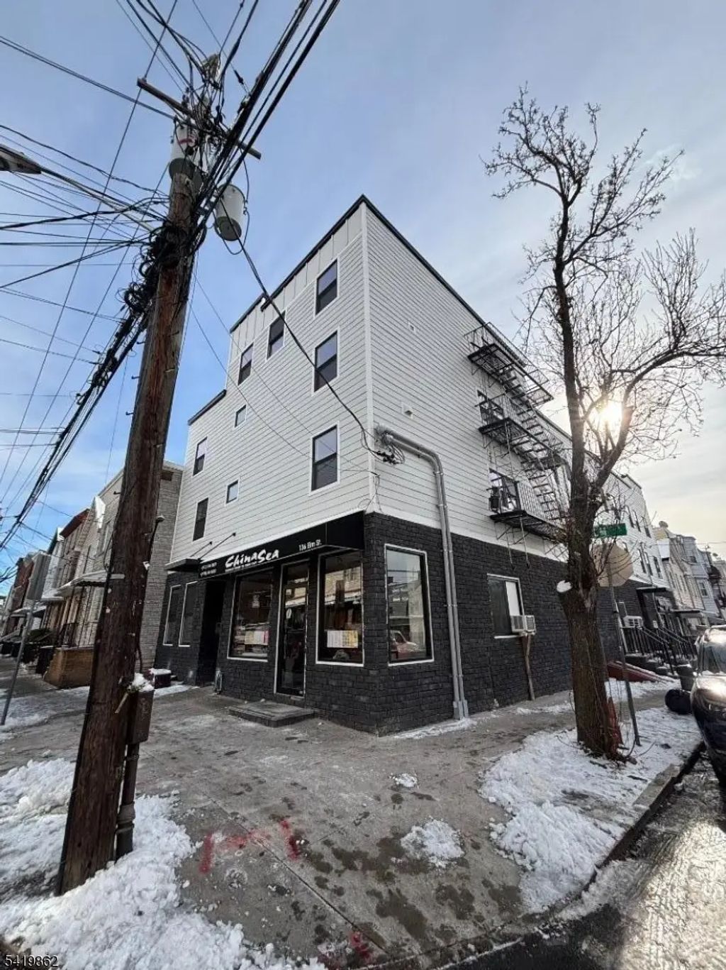 136 Elm St, Newark City
