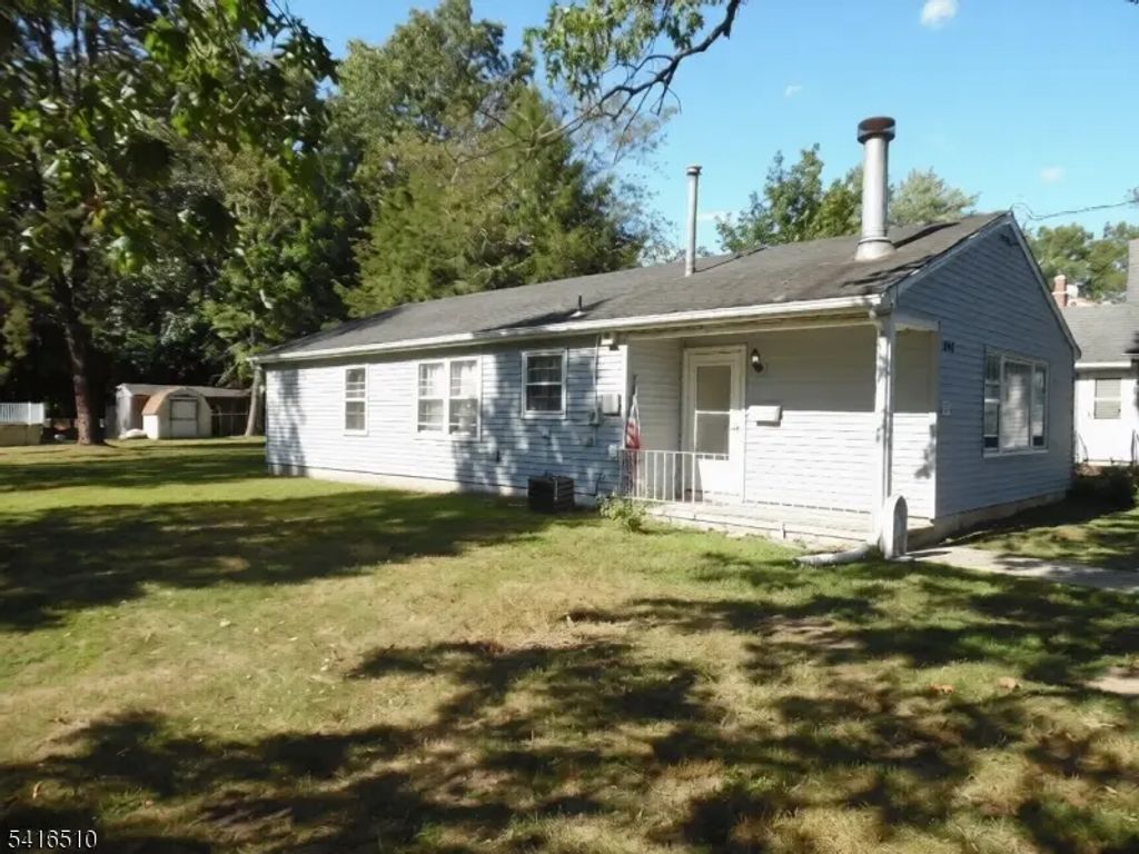 244 Manalapan Rd, Spotswood Boro