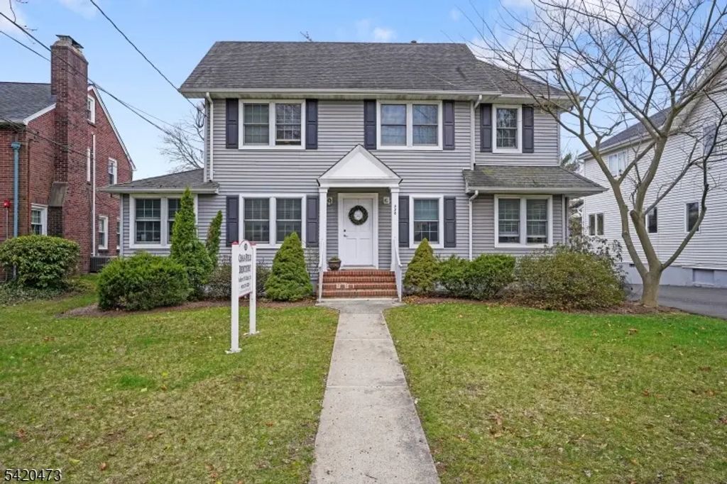 228 Saint Paul St, Westfield Town
