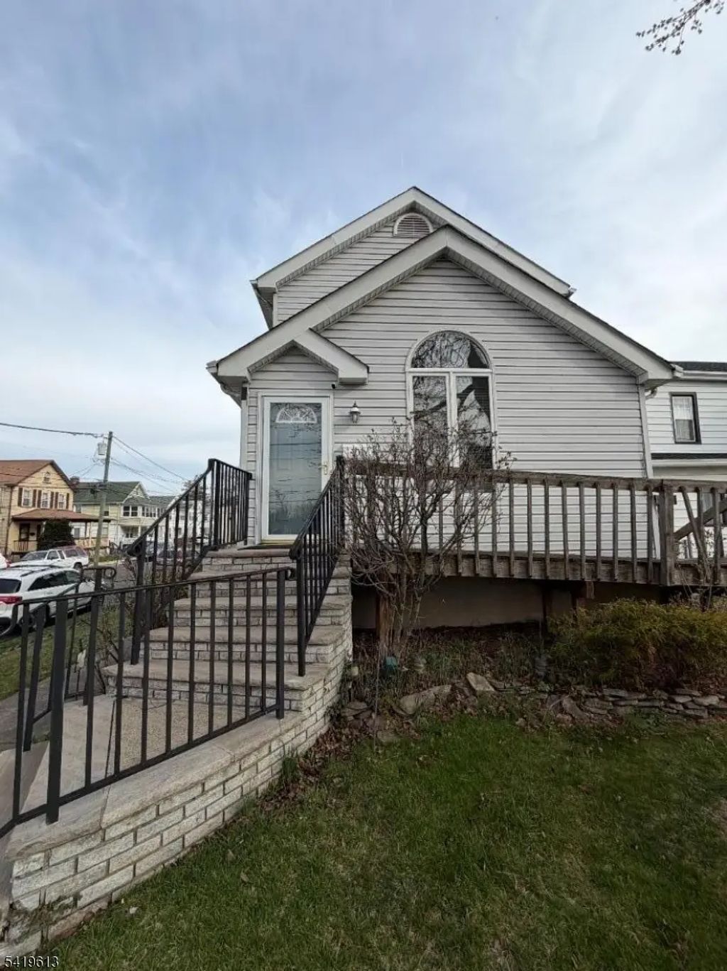 101 Liberty St, Bloomfield Twp.