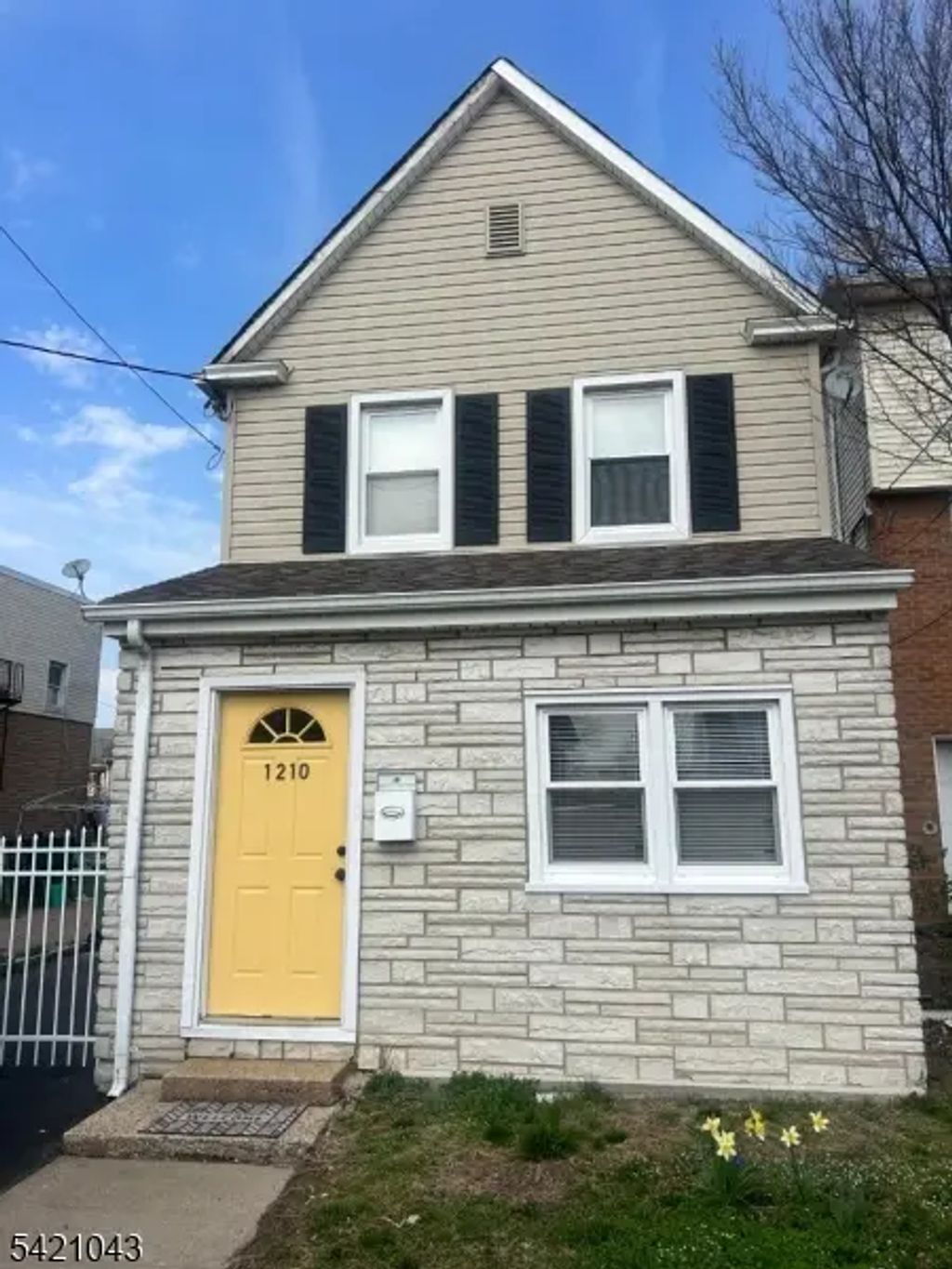 1210 Roselle St, Linden City