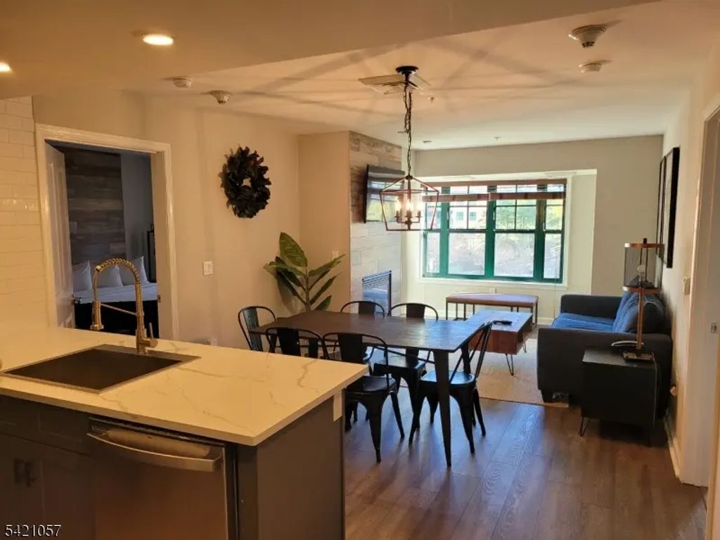 200 State Rt 94 Unit 336, Vernon Twp.