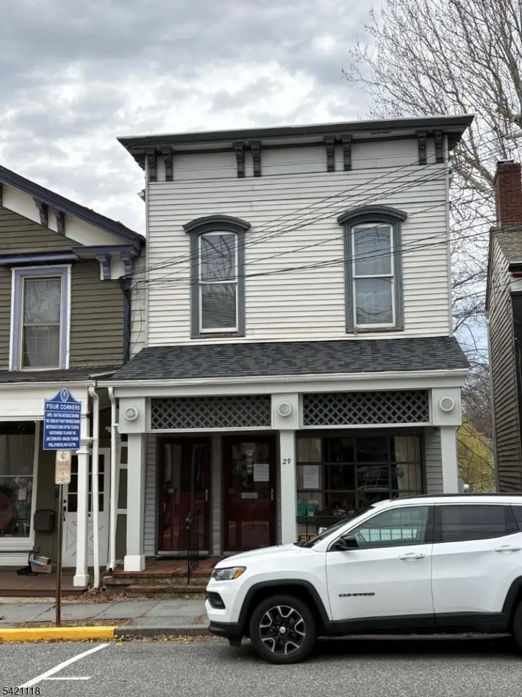 29 Center St, Clinton Town