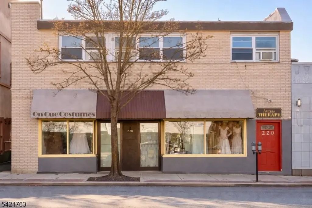 220 Bloomfield Ave, Montclair Twp.