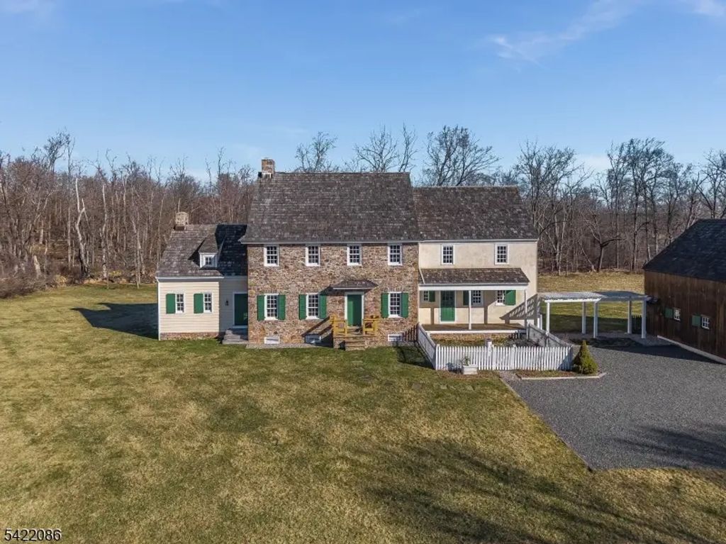 348 Rosemont Ringoes Rd, Delaware Twp.