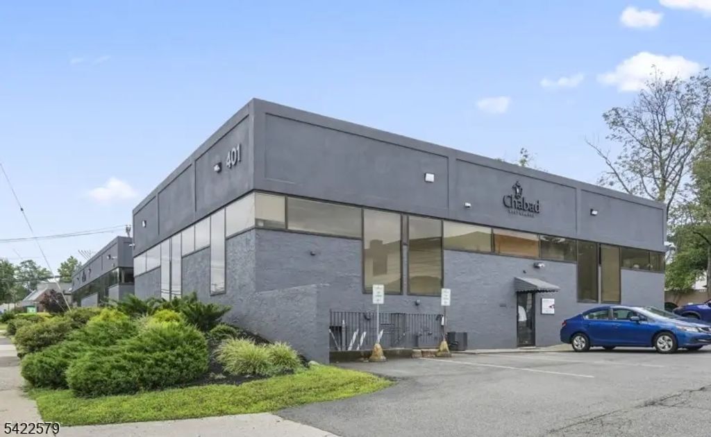 401 Pleasant Valley Way, West Orange Twp.