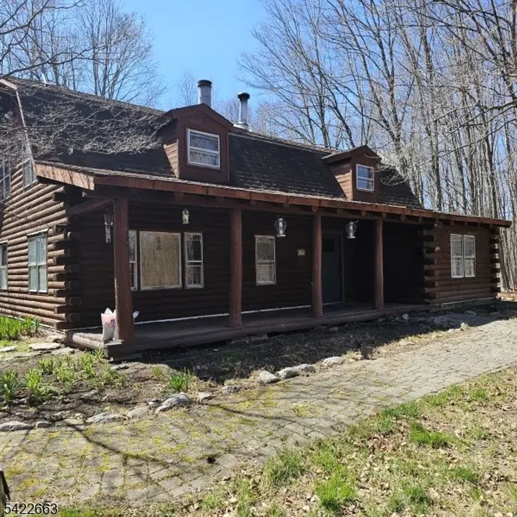 84 Yellow Frame Rd, Green Twp.