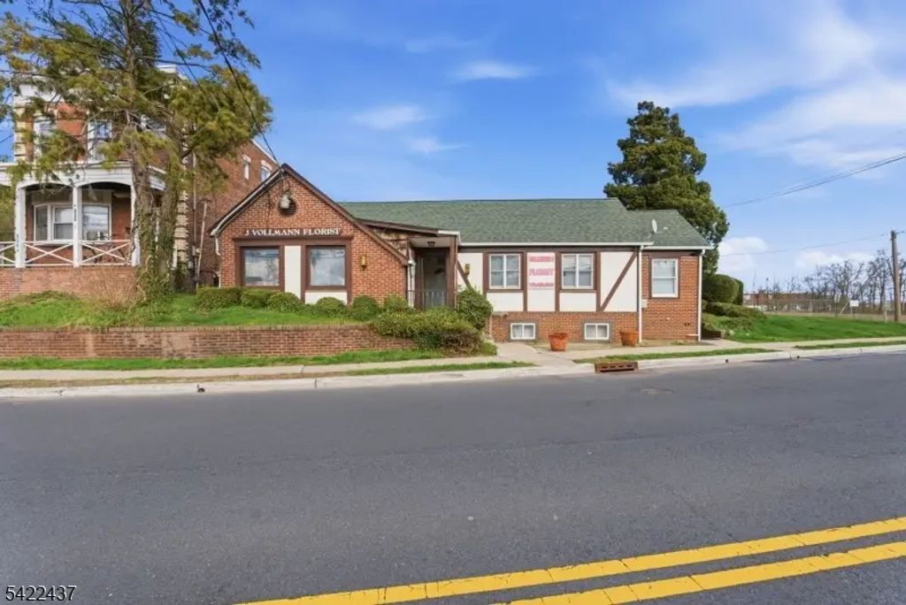 630 Florida Grove Rd, Perth Amboy City