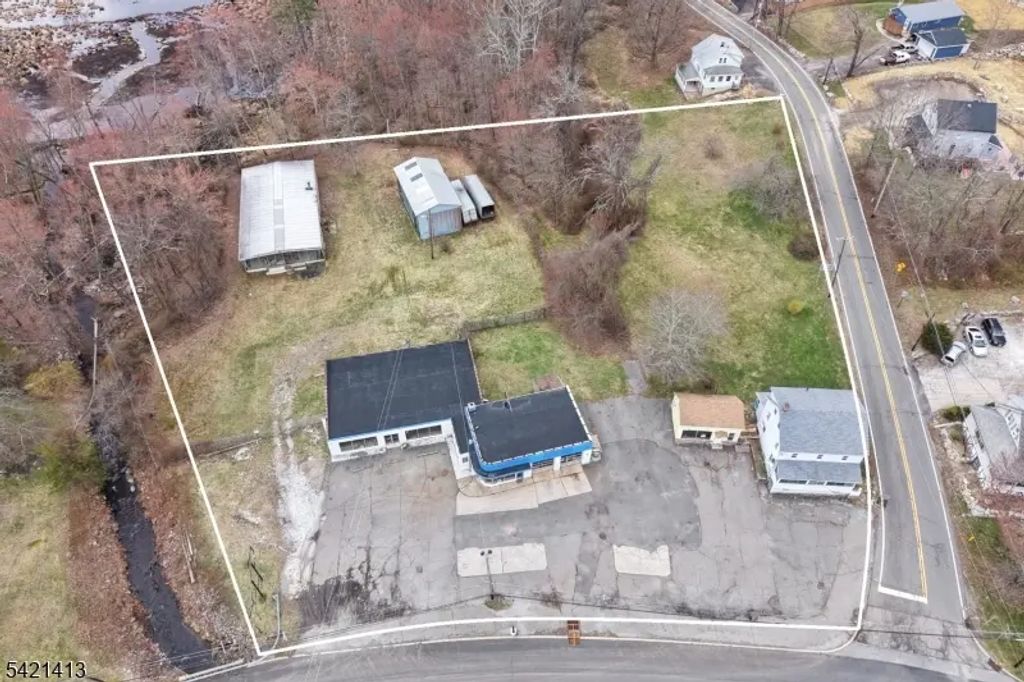 469-473 Us Highway 206, Frankford Twp.