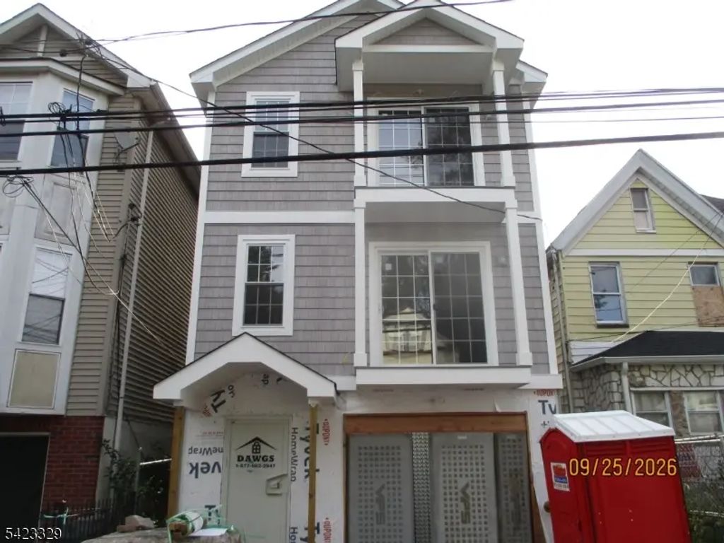 71 N 14th St, Newark City