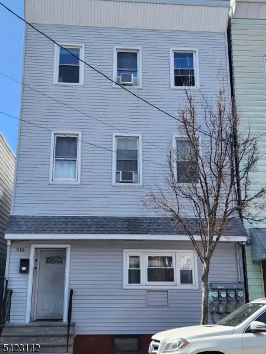 416 Walnut St, Newark City