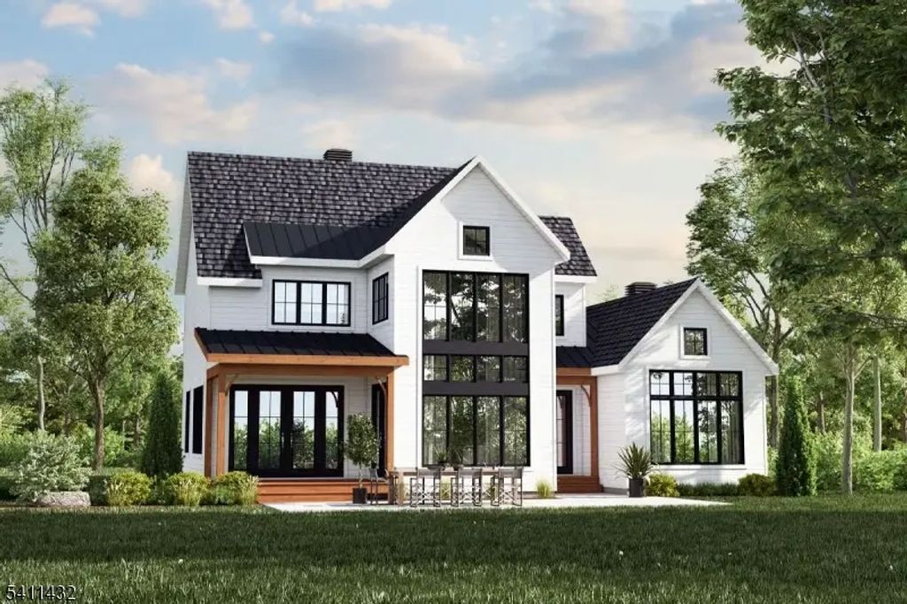 11 Oak Ridge Rd, Montague Twp.